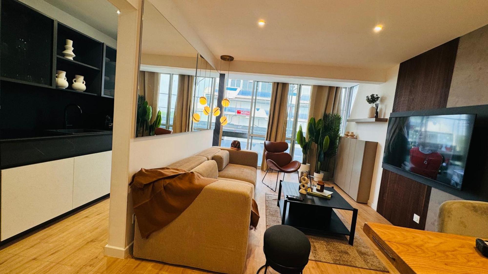 Appartement 50M De La Plage Et Toutes Commodites, Plein Centre Ville Et Silencieux Ла-Гранд-Мотт Екстер'єр фото